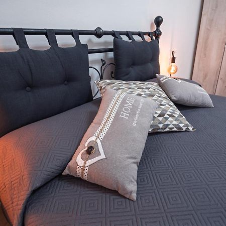 Amicka B&B Алгеро Екстериор снимка