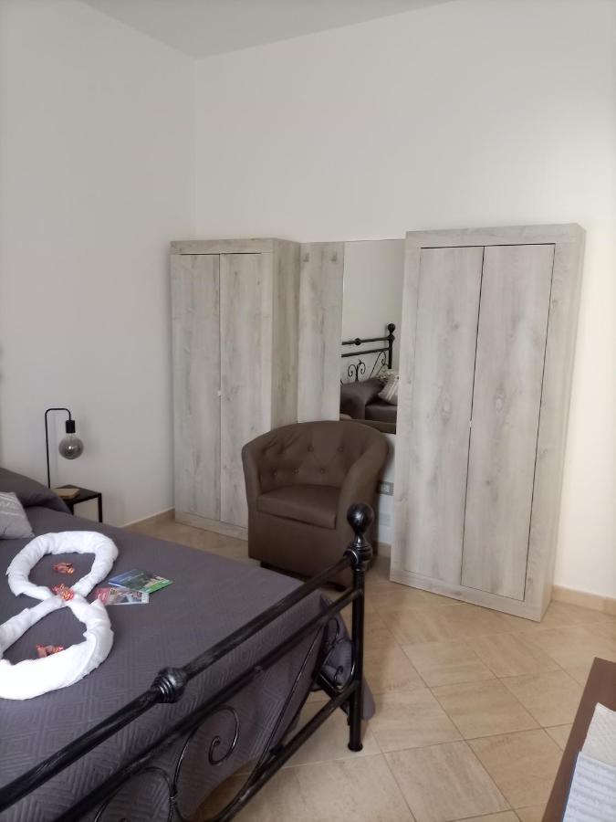 Amicka B&B Алгеро Екстериор снимка